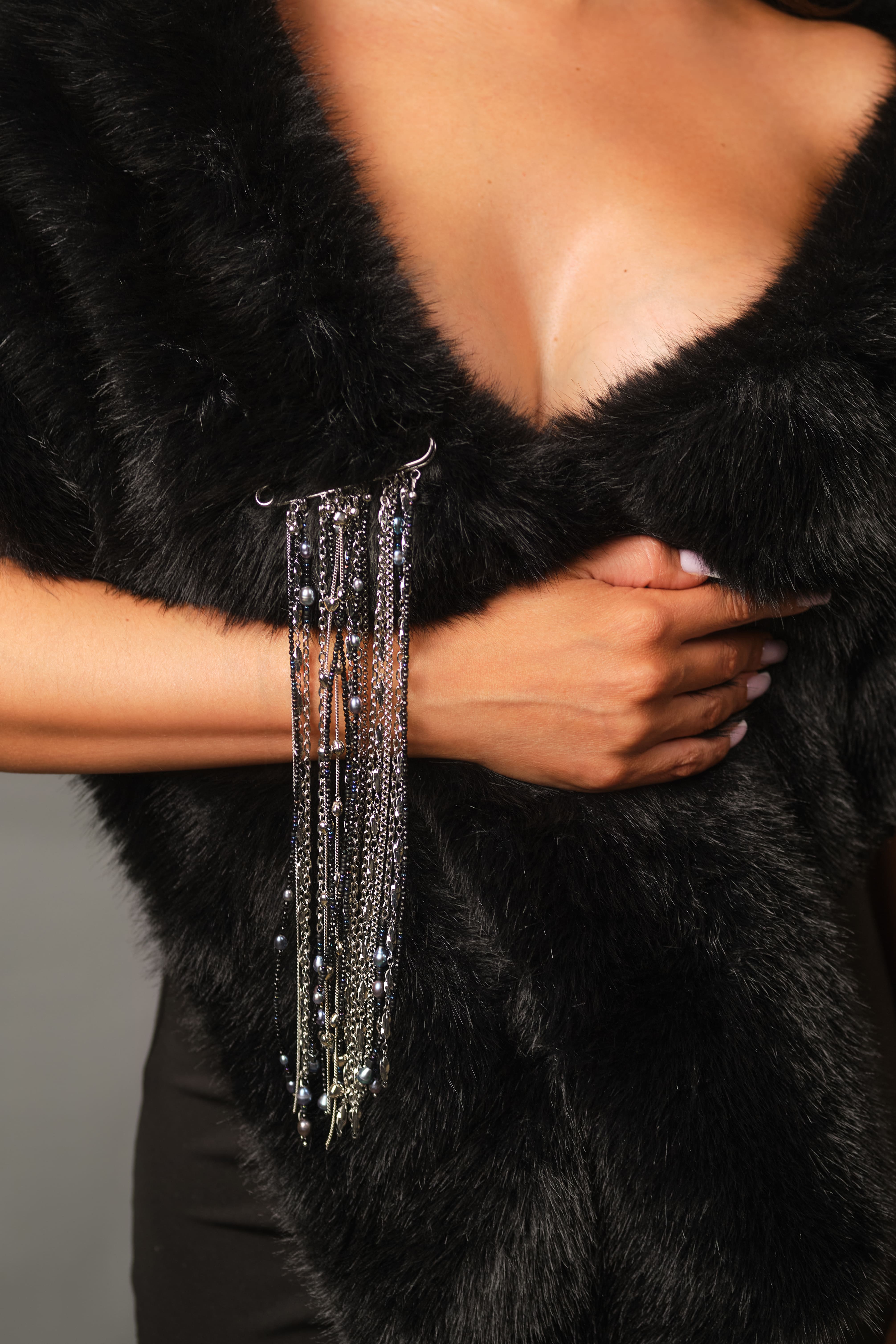 Брошь  «Плеяды звёзд» L с чёрным жемчугом