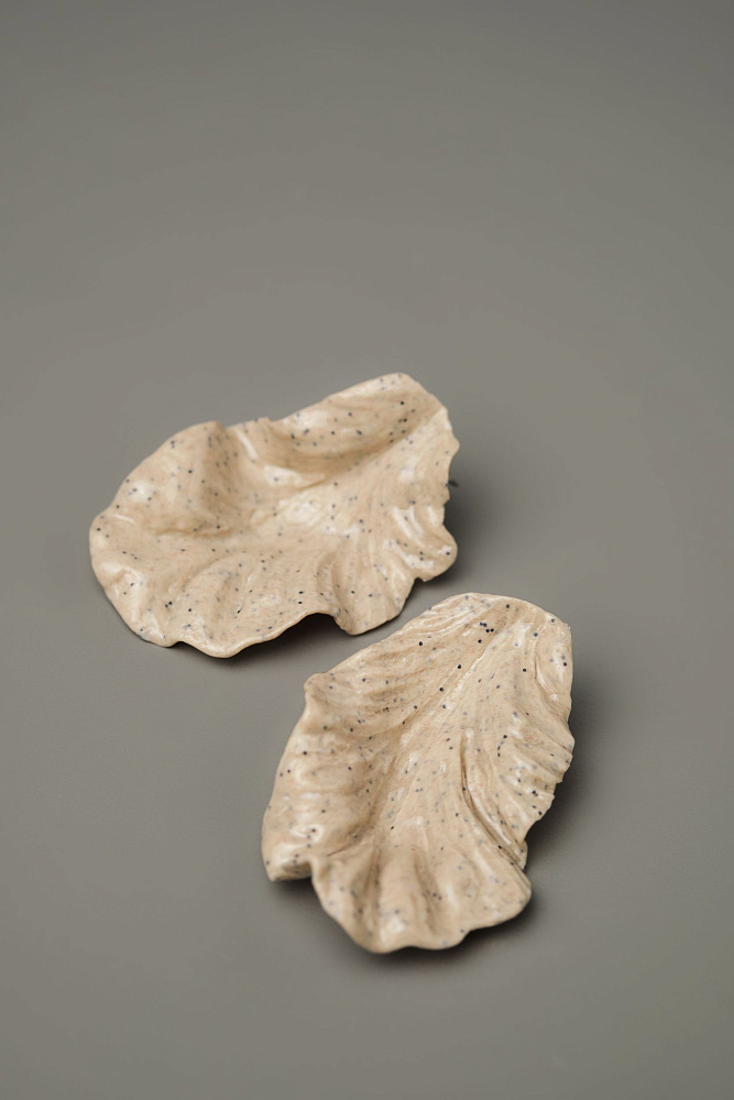 Серьги «Лепестки» мраморные - фото 4